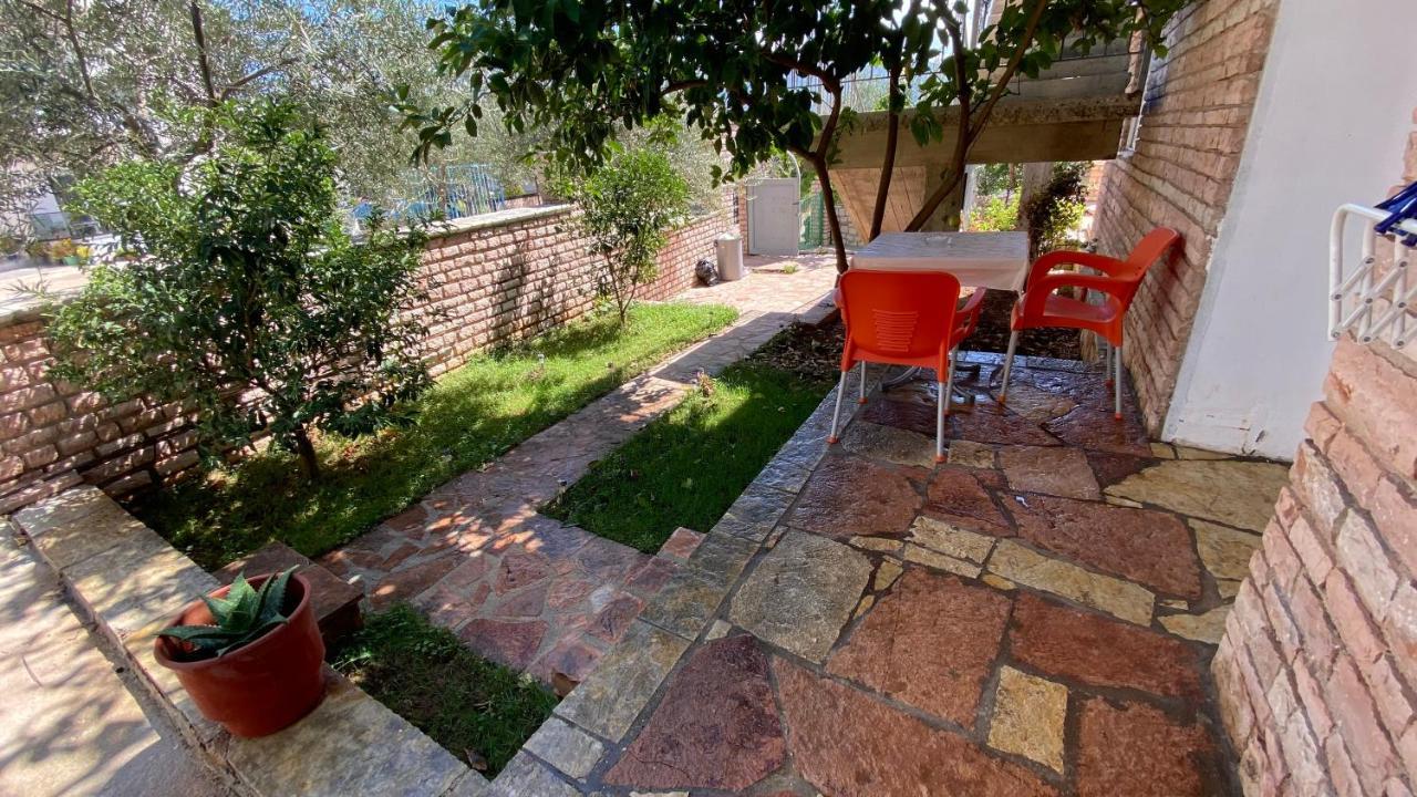 Studios&Apartment Niko Luka Ksamil Exterior foto
